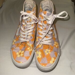 GROOVY CHECKERBOARD VANS